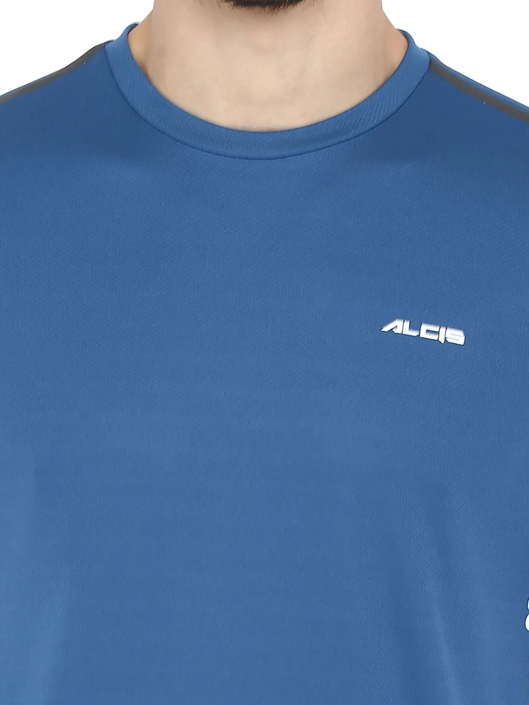Alcis Men Solid Blue Tshirts