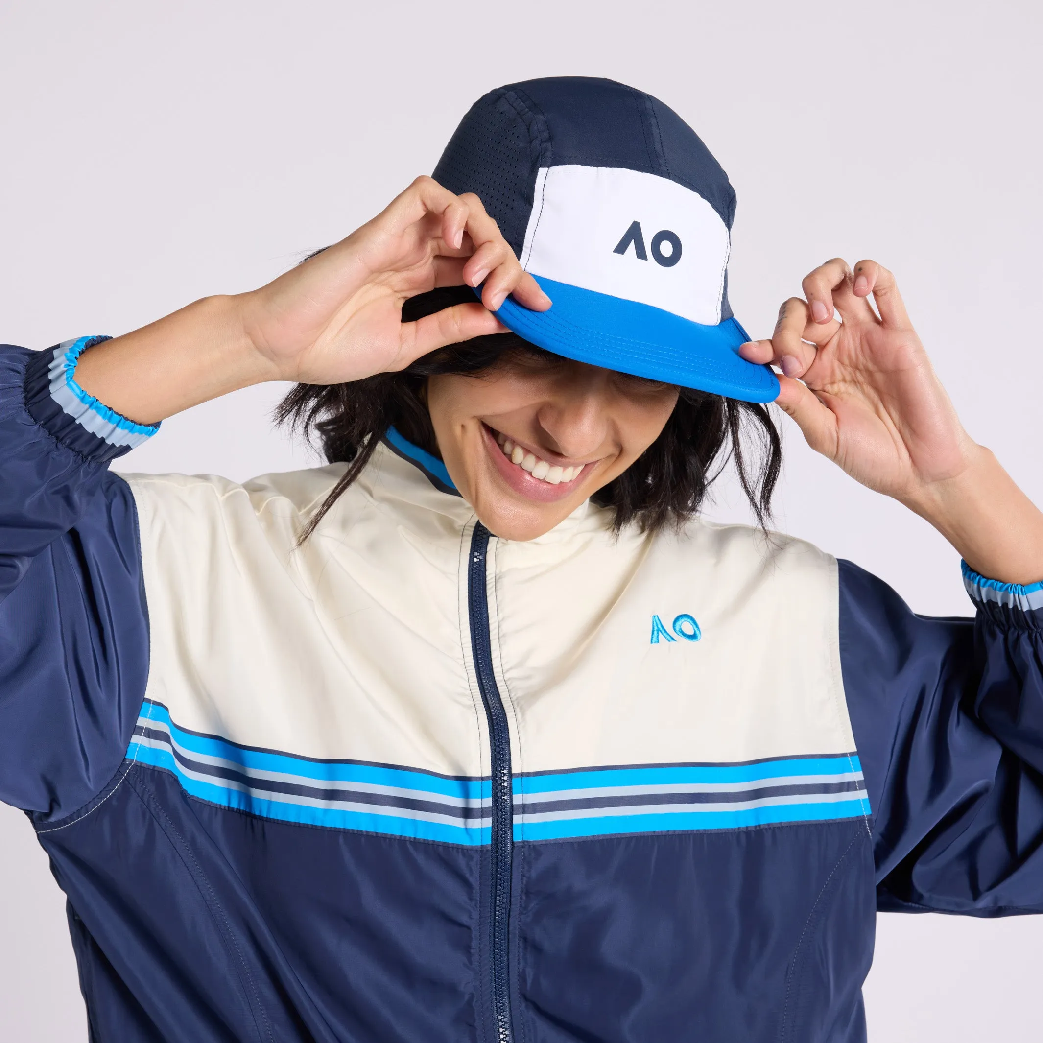 Cap Mesh Surf
