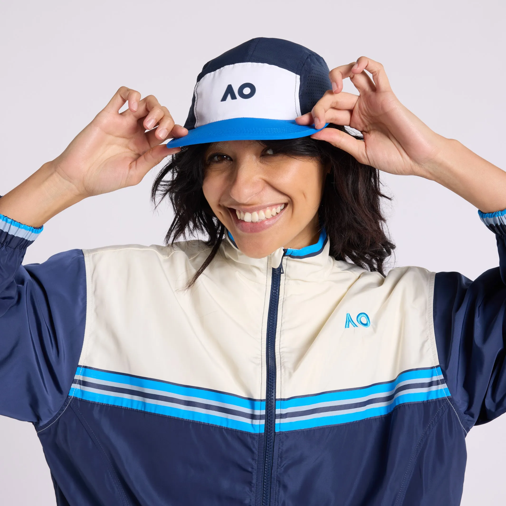 Cap Mesh Surf