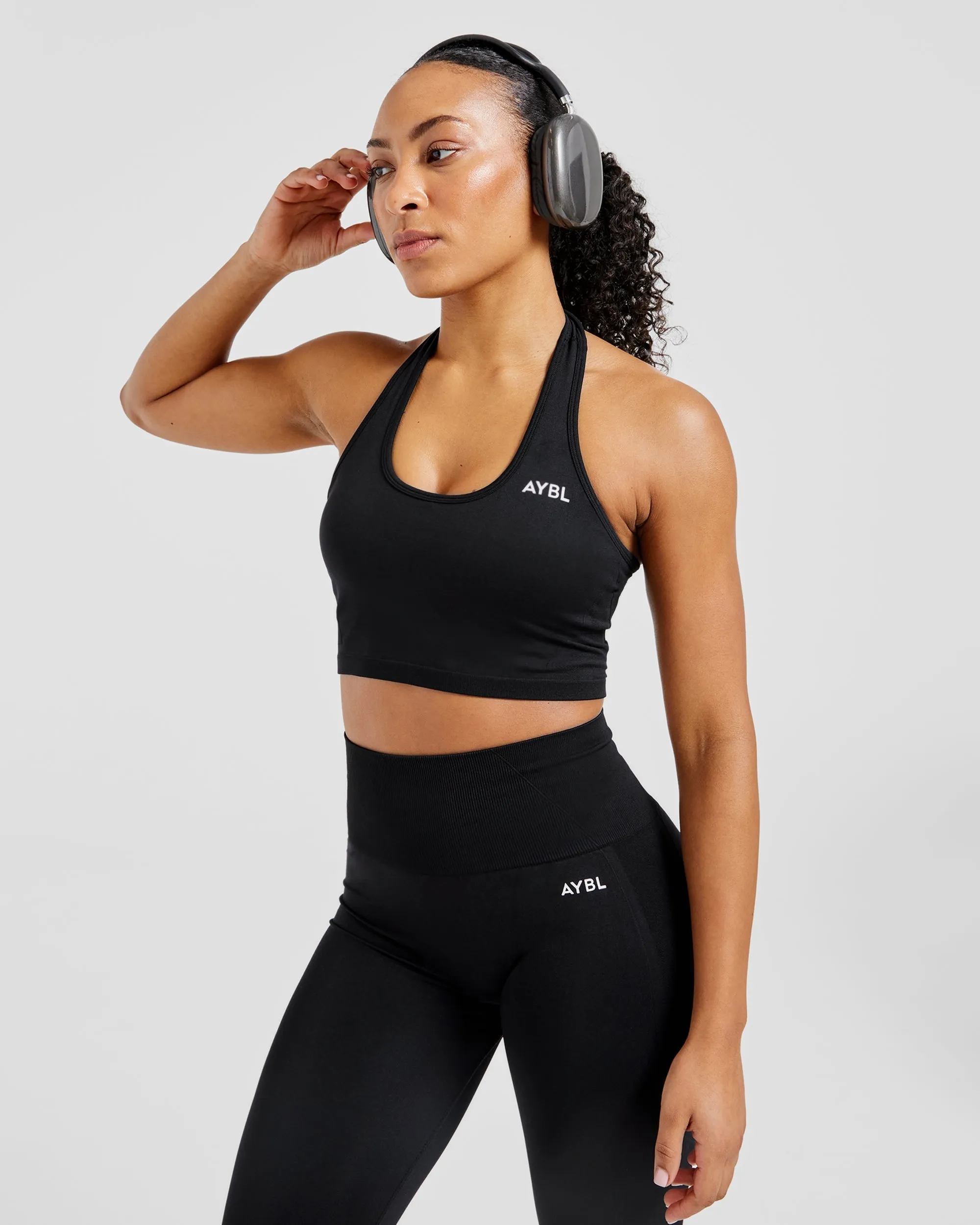 Empower Seamless Halterneck Crop Top - Black