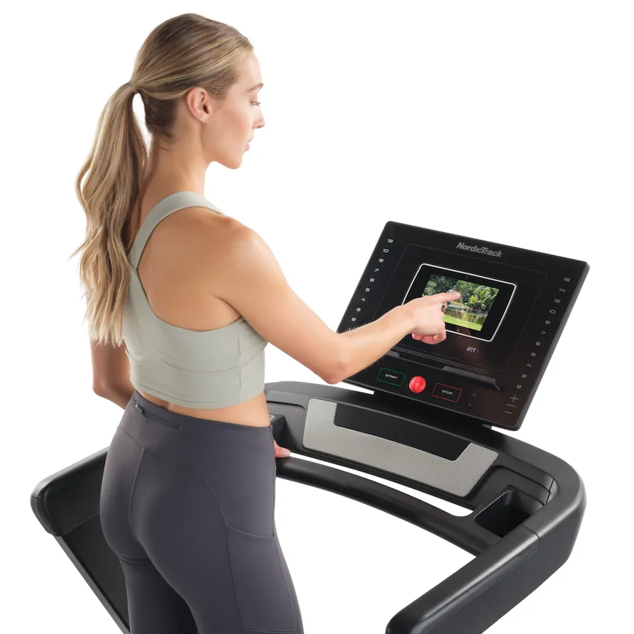 EXP 7i Treadmill