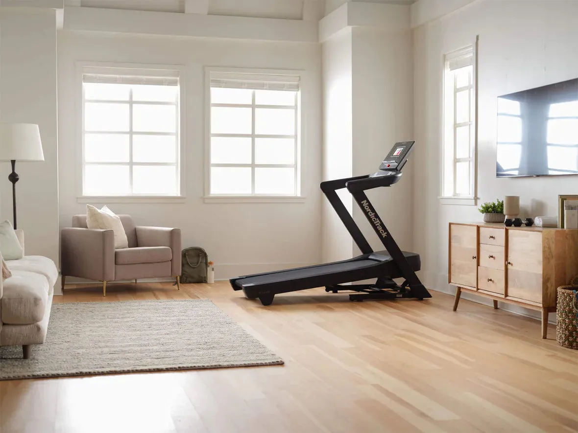 EXP 7i Treadmill