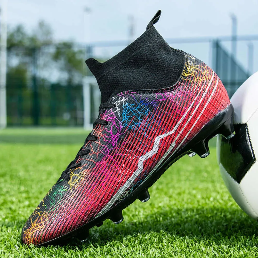 Hot Selling Large size Non-Slip Turf Soccer Cleats TF/FG Training Chaussures De Chuteira Campo Football Boots for Men