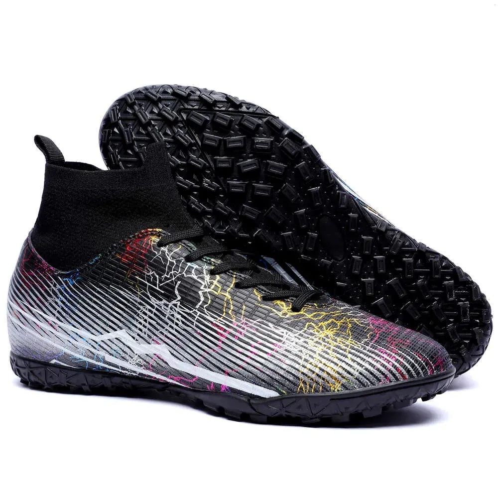 Hot Selling Large size Non-Slip Turf Soccer Cleats TF/FG Training Chaussures De Chuteira Campo Football Boots for Men