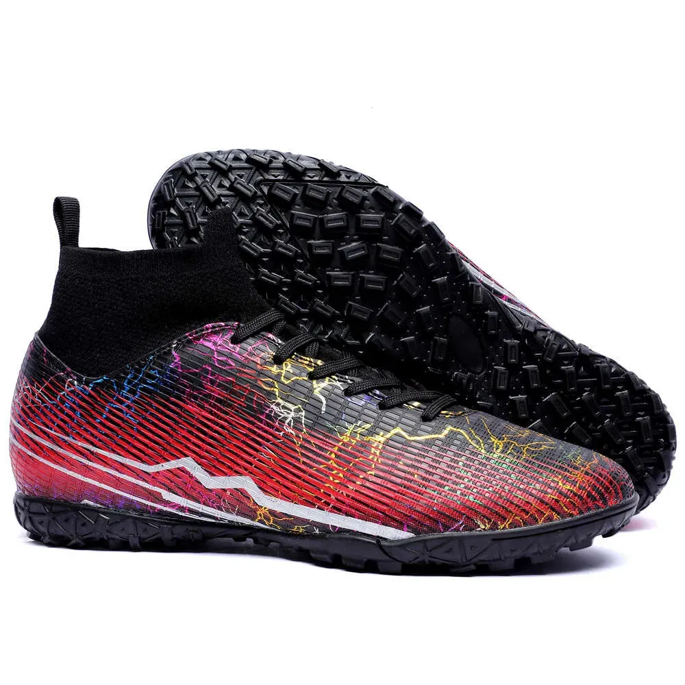 Hot Selling Large size Non-Slip Turf Soccer Cleats TF/FG Training Chaussures De Chuteira Campo Football Boots for Men