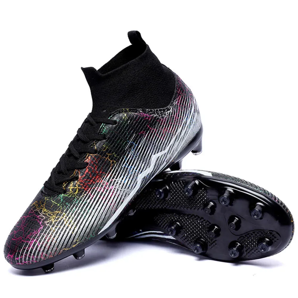 Hot Selling Large size Non-Slip Turf Soccer Cleats TF/FG Training Chaussures De Chuteira Campo Football Boots for Men