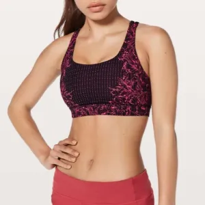 Lululemon Energy Bra in Infinity Glossy Black
