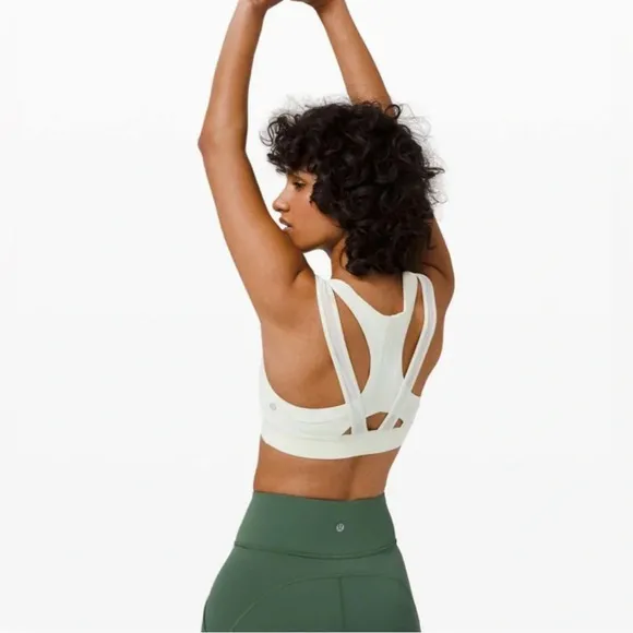 Lululemon Geared to Train Sports Bra in Springtime