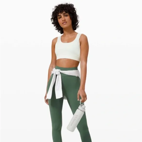 Lululemon Geared to Train Sports Bra in Springtime