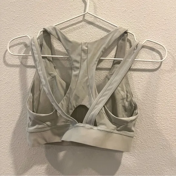 Lululemon Geared to Train Sports Bra in Springtime