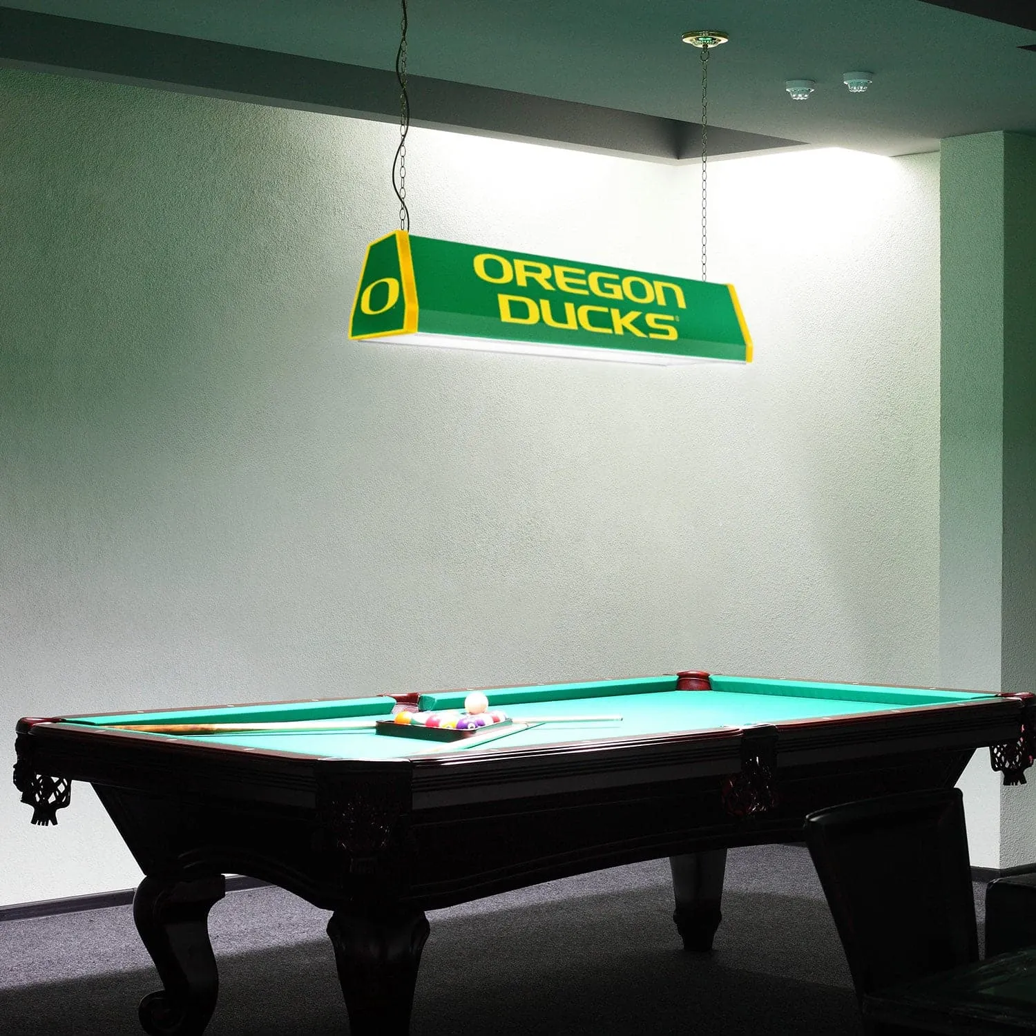 Oregon Ducks: Standard Pool Table Light